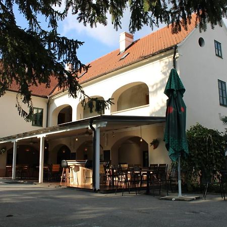 Taverna 1860 Rooms & Apartments Donja Zelina Exteriér fotografie